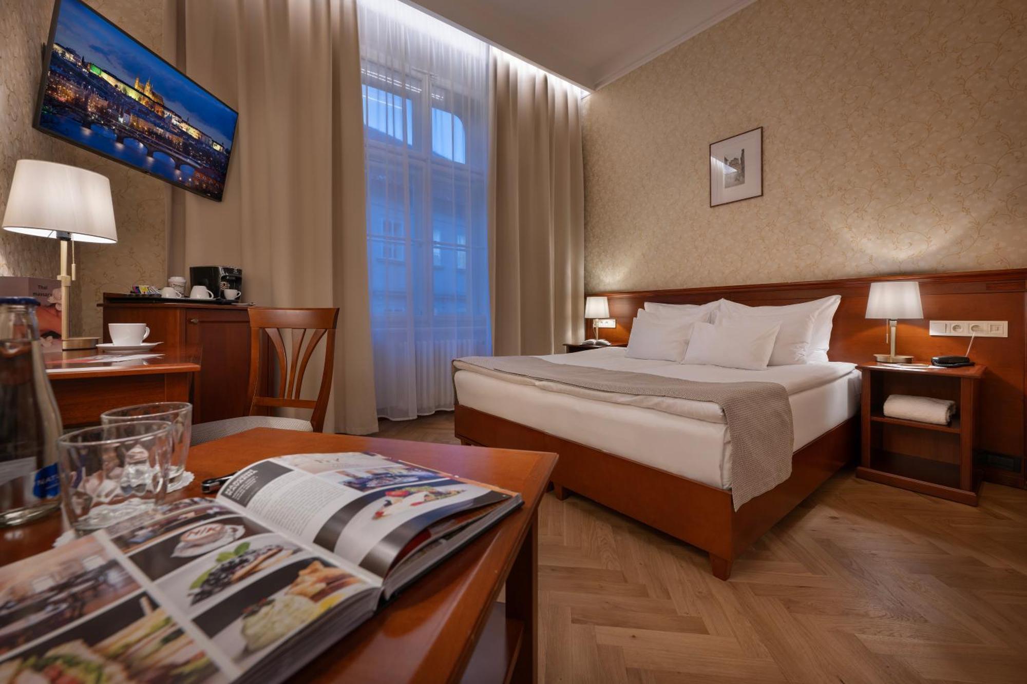 Hotel Rott Praha Bagian luar foto