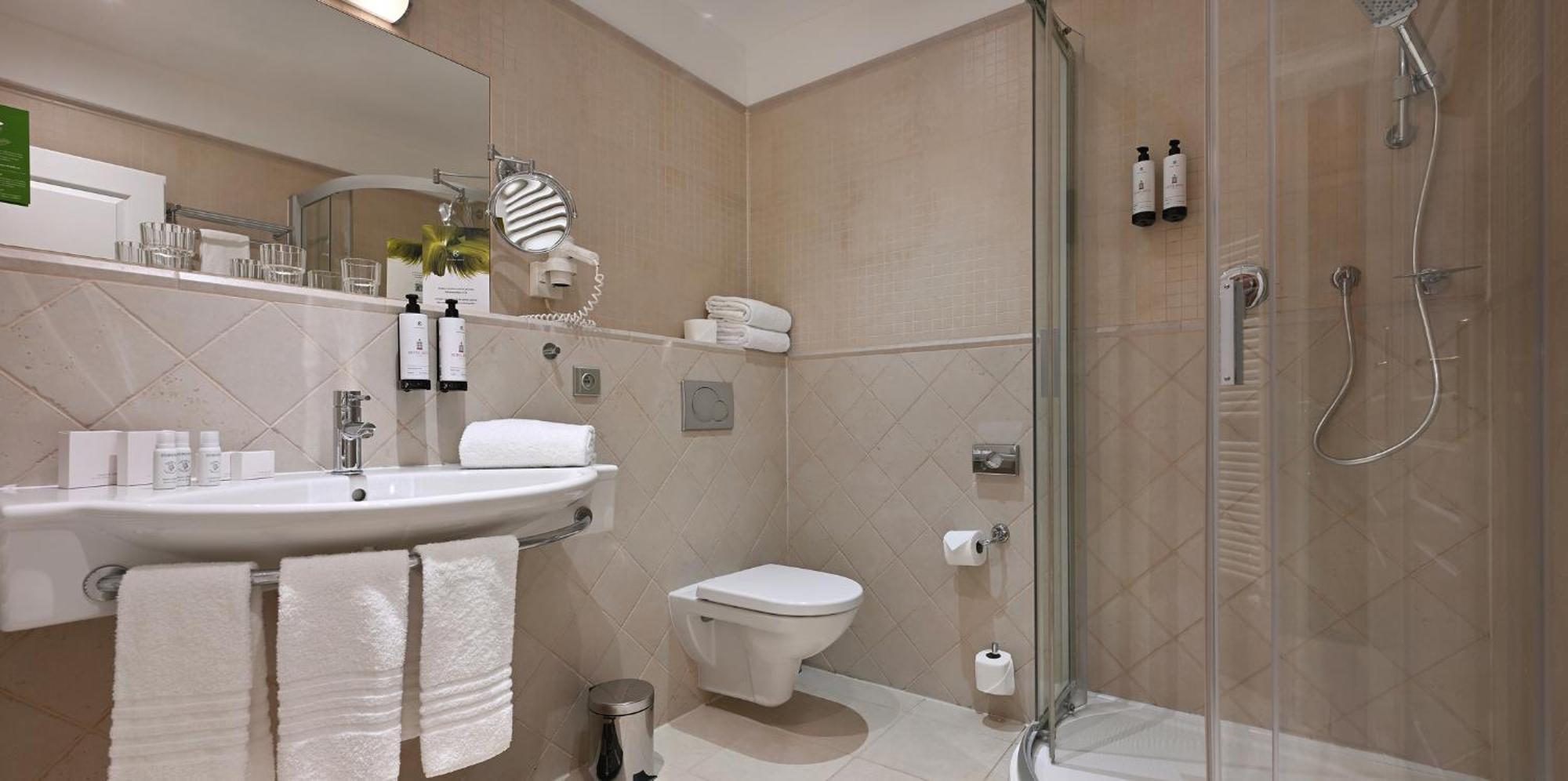Hotel Rott Praha Bagian luar foto