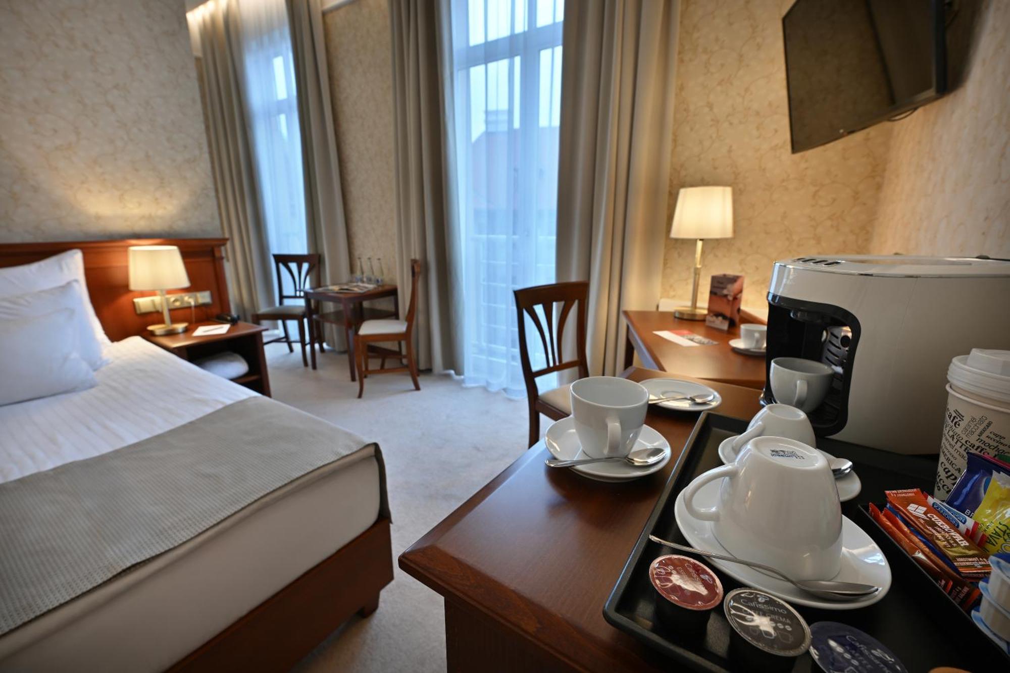Hotel Rott Praha Bagian luar foto